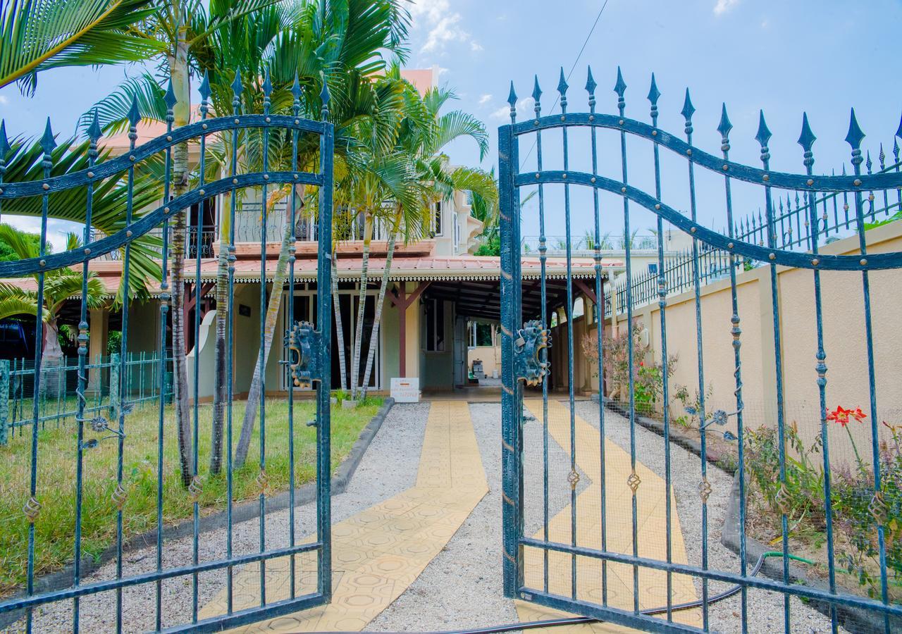 Indravilla Flic en Flac Exterior photo